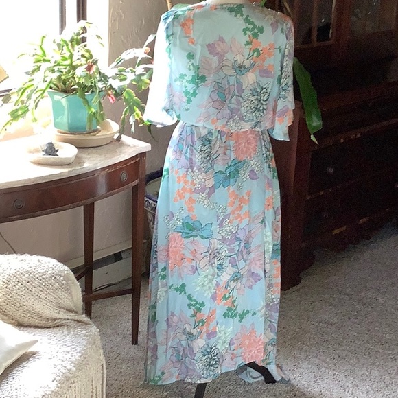 GUC Tolani Maxi Dress - Picture 6 of 11